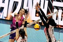 김연경, 우승 향한 불꽃 스파이크!