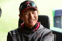 매진 신기록 자체 경신한 날 10승 선착…겹경사 누린 LG 염경엽 감독 “다 우리 팬 덕분”