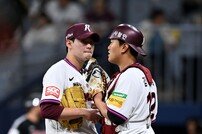 윤현, 2이닝 7피안타 9실점