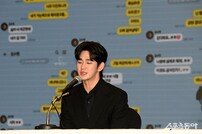 김수현 ‘15도’ 말고 ‘별그대’ 이 대사 있다! 구명 운동 나선 팬덤
