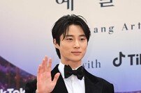 변우석, ‘ASEA 2025’ 대상 시상자로 참석…글로벌 팬심 저격