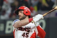 ‘최형우 1300득점’ KIA 위즈덤이 173.4㎞로 쐈다…시즌 6호 홈런 폭발