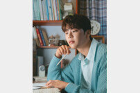 [스타의 운세/2025년 4월 17일] 박지현, 고요한 선율 속 진심이 스며드는 날