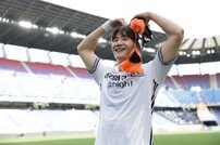 [사커피플] ‘양민혁 등번호(47번)’ 달고 날아오른 강원 ‘특급 DF’ 신민하, “‘완전체 수비수’ 김민재의 모든 걸 닮아갈 것”