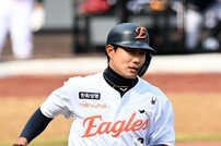 ‘대체 불가 수비’ 한화 심우준, 이번엔 공격에서도 날았다…이적 후 첫 홈런이 결승 솔로포