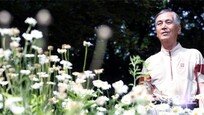 [블랙야크와 함께하는 내 마음의 그곳]이택주 한택식물원장의 ‘용인 비봉산 들꽃천국’