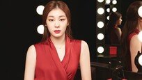 [패션정보] 제이에스티나, 김연아의 우아한 변신…‘크리스마스 시즌 영상’ 外