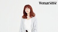 [패션 화보]‘첫사랑의 아이콘’ 명세빈, 감성적 여인으로 변신