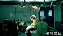 [토요이슈]“의사보조 PA가 처방전 변경… 수술하는 것도 본적 있다”