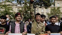 시리아사태 홍역 치른 유럽, 밀려드는 아프간 난민에 빗장