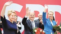 유럽정치 좌향좌… 코로나 민심, 긴축 대신 복지공약에 한 표[글로벌 포커스]