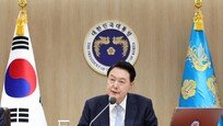[속보]尹 “국민 뜻 잘 받들지 못해 죄송”…비공개 회의서 사과