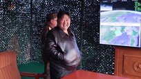 北 “어제 새 ‘유도항법’ 도입 전술탄도미사일 시험사격”