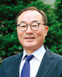 김홍유 경희대 경영대학원 교수 