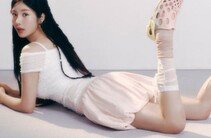 ‘워터밤 여신’ 권은비, 과감한 패션+포즈 ‘깜짝’
