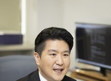 “고환율 주요 원인은 한미 관세 협상…올해 1500원 넘을 수도”