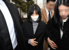‘미공개 정보 주식거래’ LG家 장녀 구연경·윤관 부부 1심 ‘무죄’