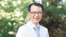 윤영호 “말기 암 누나 보낸 뒤… ‘아름다운 마침표’ 선물하고 싶었다”