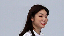 베이징 안가는 김연아, 국내에서 후배들 응원