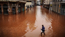 브라질 대홍수에 78명 사망…“전쟁 한 장면처럼 도시 무너져”