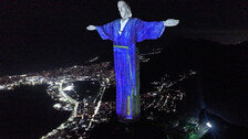 파란 한복 입은 브라질 리우 예수상