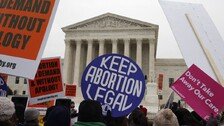 보수 우위 美연방대법원, ‘먹는 낙태약’ 접근 제한 소송 기각