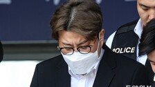 “여기까지만” 김호중 변호하던 ‘호화전관’ 조남관 사임…무슨일?