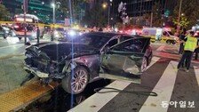 “브레이크 딱딱했다”…‘시청 역주행 사고’ 운전자 첫 조사