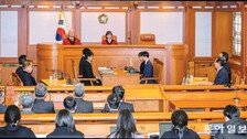 ‘정족수 7인’ 넘긴 헌재, 속도전… 내일 尹탄핵 두번째 재판