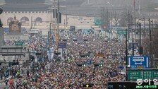 ‘국내 마라톤 대회 최초-최다’ 4만 명 서울 도심 달린다