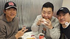 ‘김보민♥’ 김남일, 버거가게 열었다…“패티와 번의 미친 조합”