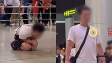 “성희롱하다 끌려가”…‘태극기 티셔츠’ 男, 베트남 공항서 무릎 꿇고 오열