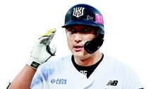 ‘마지막 현대 출신 야수’ KT 황재균도 은퇴