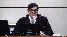 사형 구형땐 욕설, 5년 선고땐 잠잠…尹 방청석 확 바뀐 이유는?