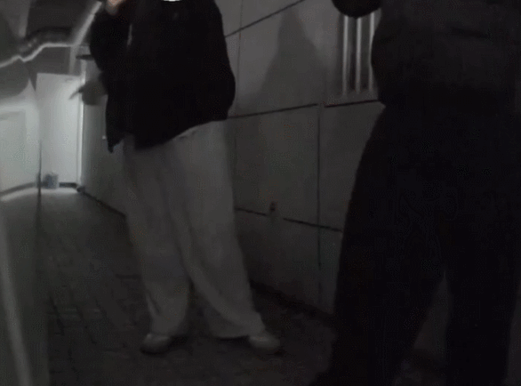 테슬라에 ‘담뱃불 테러’ 중학생 4명 입건…촉법소년 해당 안 돼