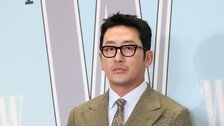 ‘7월 비연예인과 결혼설’ 하정우…“교제 중인 건 맞지만 화촉은 미정”