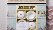 李대통령 설 선물은 집밥 재료-그릇 세트