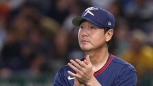 류지현 감독 “8강, 중압감 이겨낸 결과…노경은 호투 존경스럽다”
