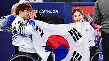 휠체어컬링 백혜진-이용석 은메달…16년 만이자 사상 두번째 메달