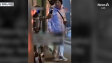 “로봇이 깜짝 놀라게 해”…70대 여성 쫓아온 로봇, 경찰에 연행