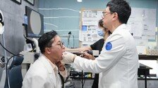 목감기에 가글은 역효과…미지근한 물 수시로 마셔야