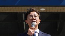 부산시장 출마 전재수, 본인 지역구에 “하정우 같은 새 세대 기대”
