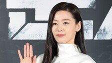 ‘11년만의 스크린’ 전지현 “날것 느낌 살리려 노력”