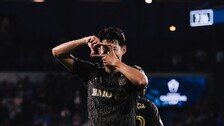 손흥민, 시즌 첫 필드골 넣고 ‘찰칵’…LA FC는 3-0 대승