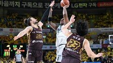 ‘기적의 봄’ 소노, 정규리그 우승팀 LG 상대로 4강 PO 첫판 역전승