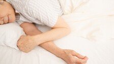‘오전 낮잠’ 잦은 노인, 사망률 30% 높다…낮잠이 보내는 신호