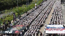 삼성전자 노조 “성과급 45조 달라” 집회… 뿔난 주주들 맞불 시위