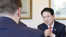 꼬이는 장동혁 訪美 해명…당은 “사과”, 본인은 “분명 차관보”