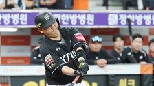 선두 KT, KIA 잡고 20승 선착…‘박승규 역전포’ 삼성, 한화 제압