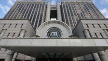 “콘돔 구멍나 임신” 남친 속여 1000만원 뜯어낸 20대